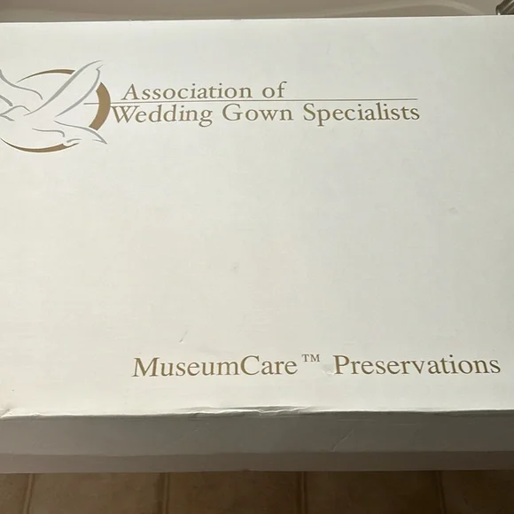 Strapless beaded wedding gown - Picture 4 of 6